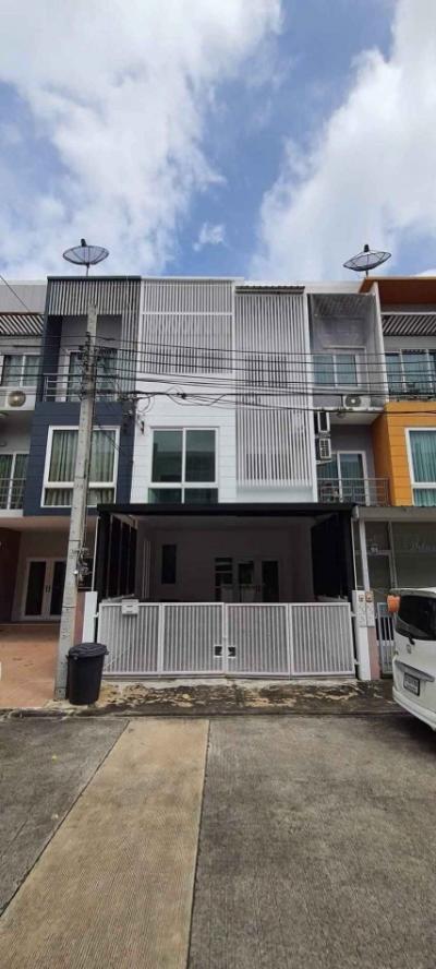 For RentTownhouseNawamin, Ramindra : NTG348 Townhouse for rent, Greenwich Ram Intra, next to the Pink Line, next to the main road, Ram Intra Road