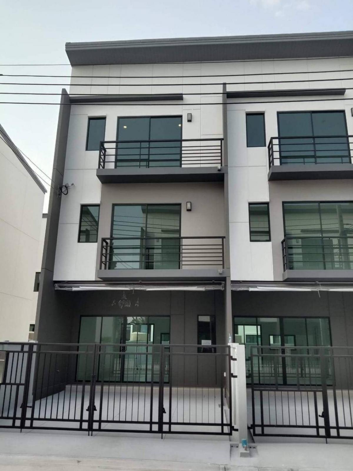 For RentTownhouseRama5, Ratchapruek, Bangkruai : Townhouse for rent, Baan Klang Muang Ratchaphruek-Rama 5 (Makro Nakhon In)