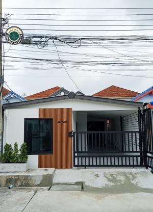 For SaleHouseMin Buri, Romklao : Single-storey detached house, Amornthap Village, Soi 18, Soi 9, Makro Nong Chok, Nong Chok Market, Big C Nong Chok, Makro Nong Chok, Lotus Nong Chok, Top Supermarket, Mahanakorn University of Technology, President Country Club Golf Course