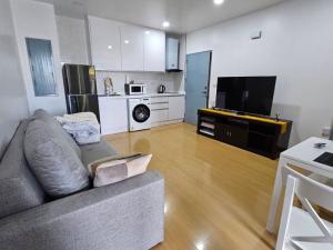 For RentCondoOnnut, Udomsuk : For Rent Vista Garden Condo (วิวเมือง) 53/41