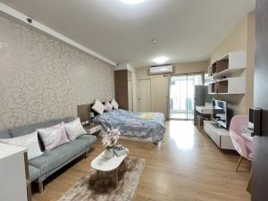 For SaleCondoBang Sue, Wong Sawang, Tao Pun : Condo for sale Supalai Veranda Ratchavipha-Prachachuen, beautiful room, with furniture and electrical appliances, price only 1.95 million baht.