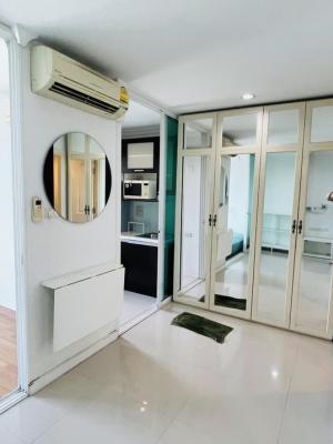 For RentCondoRama9, Petchburi, RCA : **Condo for rent Lumpini Place Rama 9 - Ratchada, near MRT Rama 9, only 700 meters**