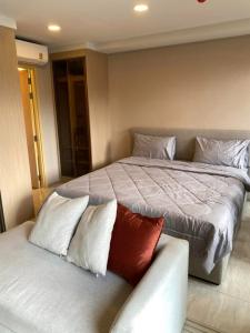 For RentCondoSukhumvit, Asoke, Thonglor : Walden Asoke 1 bedroom/1 bathroom with bathtub - size 34 sq m.