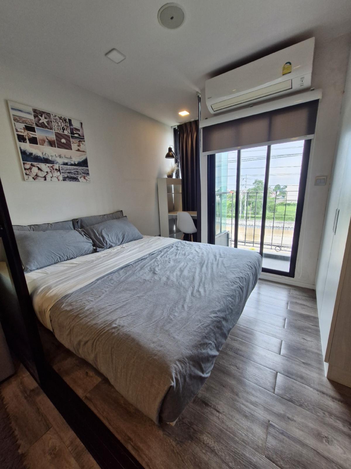 For RentCondoChaengwatana, Muangthong : For rent: Atmosh Chaengwattana 👜Bring your bags and move in right away