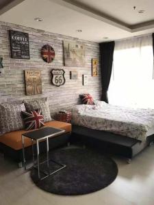 For RentCondoRama9, Petchburi, RCA : For rent: Rhythm Asoke 1 room, available very quickly, contact us quickly @447qewxc (with @)