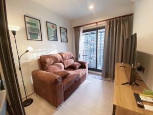 For SaleCondoRama9, Petchburi, RCA : The owner doesnt stay there very often. The room is in good condition, fully fitted 5.45 MB or fully furnished 5.6 MB.