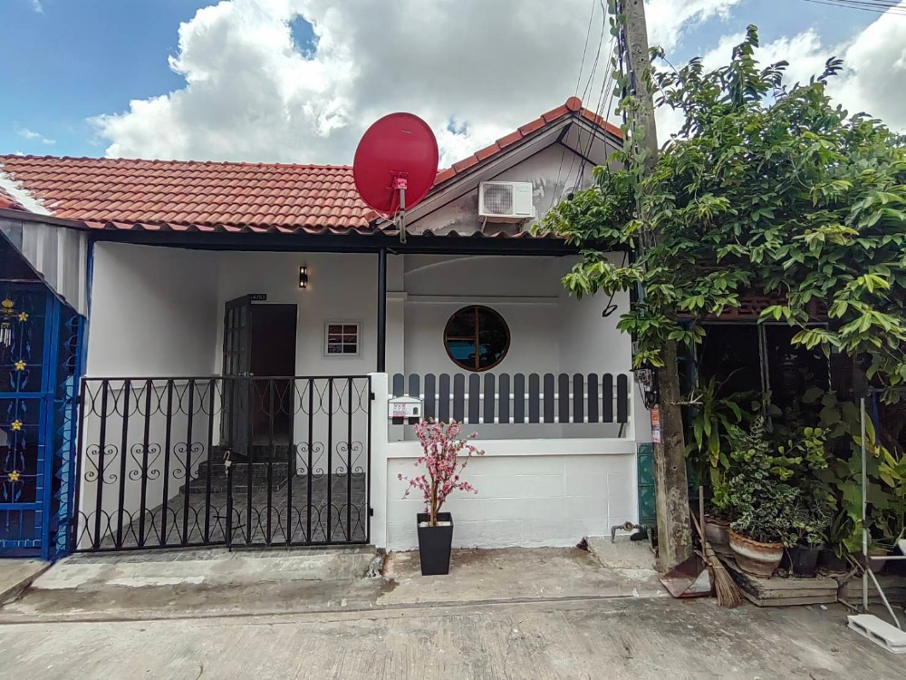 For SaleTownhouseNakhon Pathom : Townhouse for sale, 1 floor, newly renovated, ready to move in, Nakhon Pathom Province