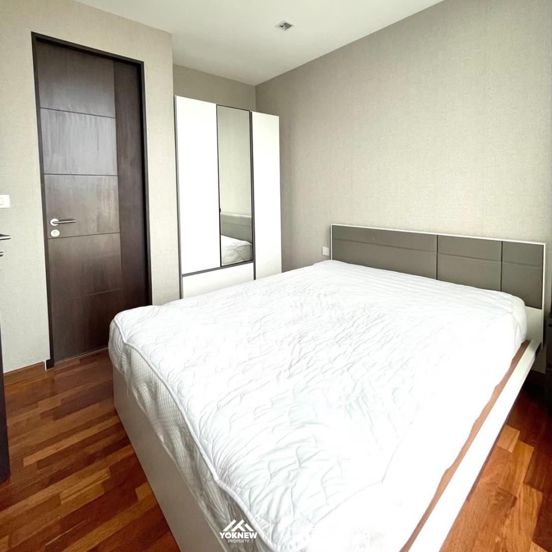 For RentCondoRatchathewi,Phayathai : Ready to rent 🏙️✨ Wish Signature Midtown Siam, a condo that brings you close to shopping and entertainment. The project is not far from BTS Ratchathewi, only 400 meters away.