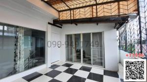 For RentTownhousePattanakan, Srinakarin : For rent: 4-storey townhouse, Warathornville Village, Phatthanakan 44, ready to move in