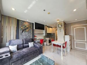 For RentCondoPattaya, Bangsaen, Chonburi : Beautiful 1 bedroom room for rent, Lumpini Condo Town, North Pattaya-Sukhumvit