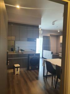 For RentCondoRama9, Petchburi, RCA : IDEO Rama 9-Asoke for rent