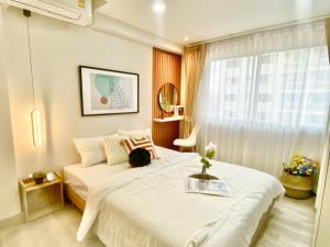 For SaleCondoLadprao, Central Ladprao : For sale cheap 🤩 Century Park Condo near Lat Phrao Intersection ‼️Central Lat Phrao‼️ 2 bedrooms, 1 bathroom 😍