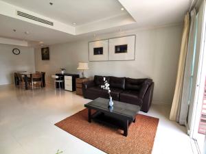 For RentCondoNana, North Nana,Sukhumvit13, Soi Nana : The Oleander for rent near BTS Nana