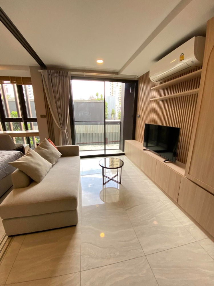 ให้เช่าคอนโดสุขุมวิท อโศก ทองหล่อ : Walden Asoke for rent near BTS Asoke