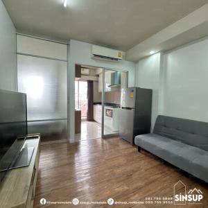 For RentCondoPathum Thani,Rangsit, Thammasat : ⭐️ For rent 𝙁𝙖𝙝 𝘿𝙤𝙢𝙚 𝘾𝙤𝙣𝙙𝙤 near Thammasat University. Big room, good price, complete furniture and electrical appliances.