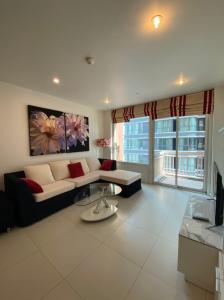 For RentCondoWitthayu, Chidlom, Langsuan, Ploenchit : Condo for rent: Manhattan Chidlom, near BTS Chidlom, 500 m.