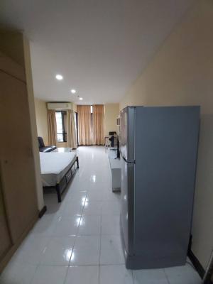 For RentCondoRatchathewi,Phayathai : Condo Phayathai Place, BTS Phayathai only 100 meters, Airport Link Phayathai only 100 meters, convenient transportation