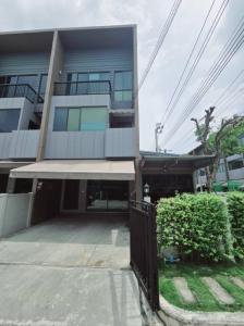 For RentTownhouseRama5, Ratchapruek, Bangkruai : 3-storey townhouse, corner room, furnished, beautifully decorated, for rent in Nonthaburi-Bang Kruai area, near Central Westville, only 1.4 km.