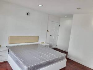 For RentCondoSukhumvit, Asoke, Thonglor : For rent Richmond Palace, Sukhumvit 43144 sq.m.,3 beds, 2 baths 55,000 THB/month