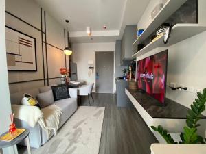 For SaleCondoOnnut, Udomsuk : New, fully furnished, ready to move in, IDEO Sukhumvit Rama 4, near BTS Phra Khanong, 1 bedroom, 35 sq.m., 2.9 meter high ceiling, starting price 5.49 million baht. Urgent 0845546165