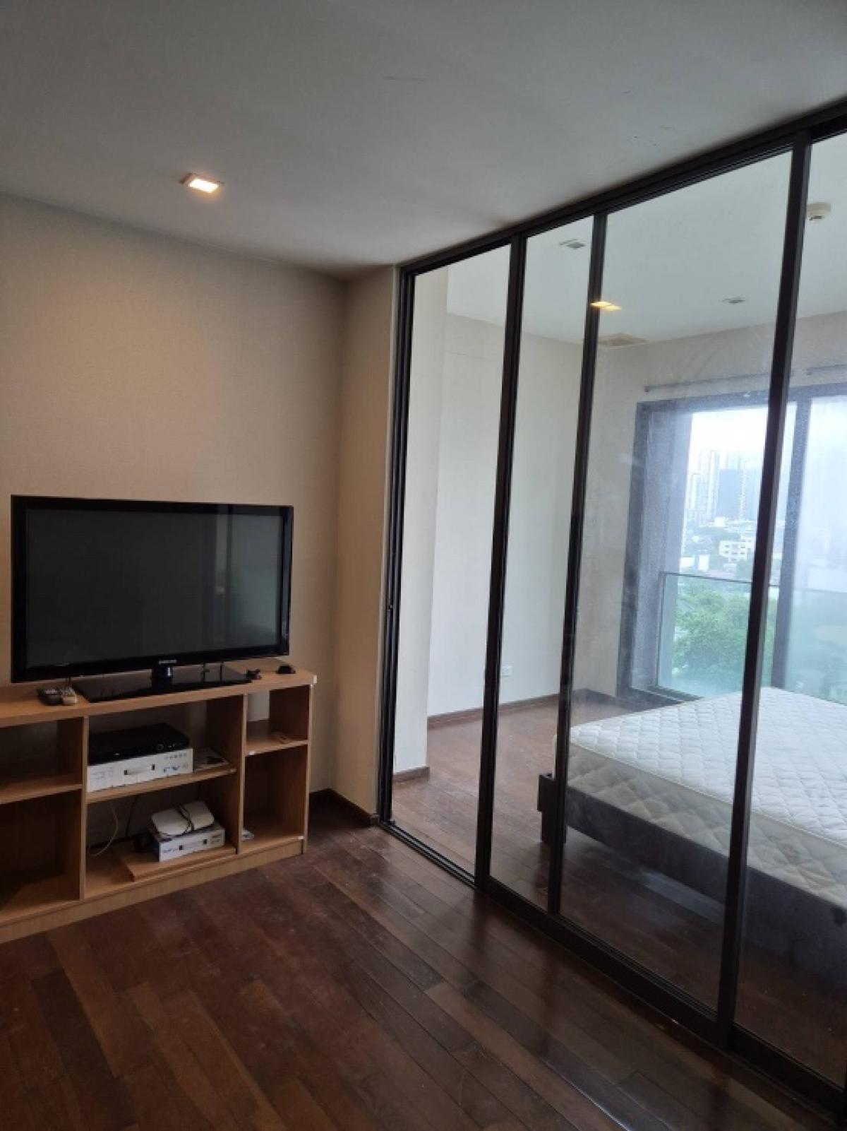 For SaleCondoSukhumvit, Asoke, Thonglor : Common for Sell!! 1 Bedroom Noble Remix near Thonglor 5.89 MB (FQ)