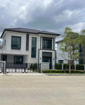 For RentHouseNawamin, Ramindra : New house for rent, Grand Pleno Village, Ram Intra-Chatuchak, air-conditioner included, curtains installed throughout the house.