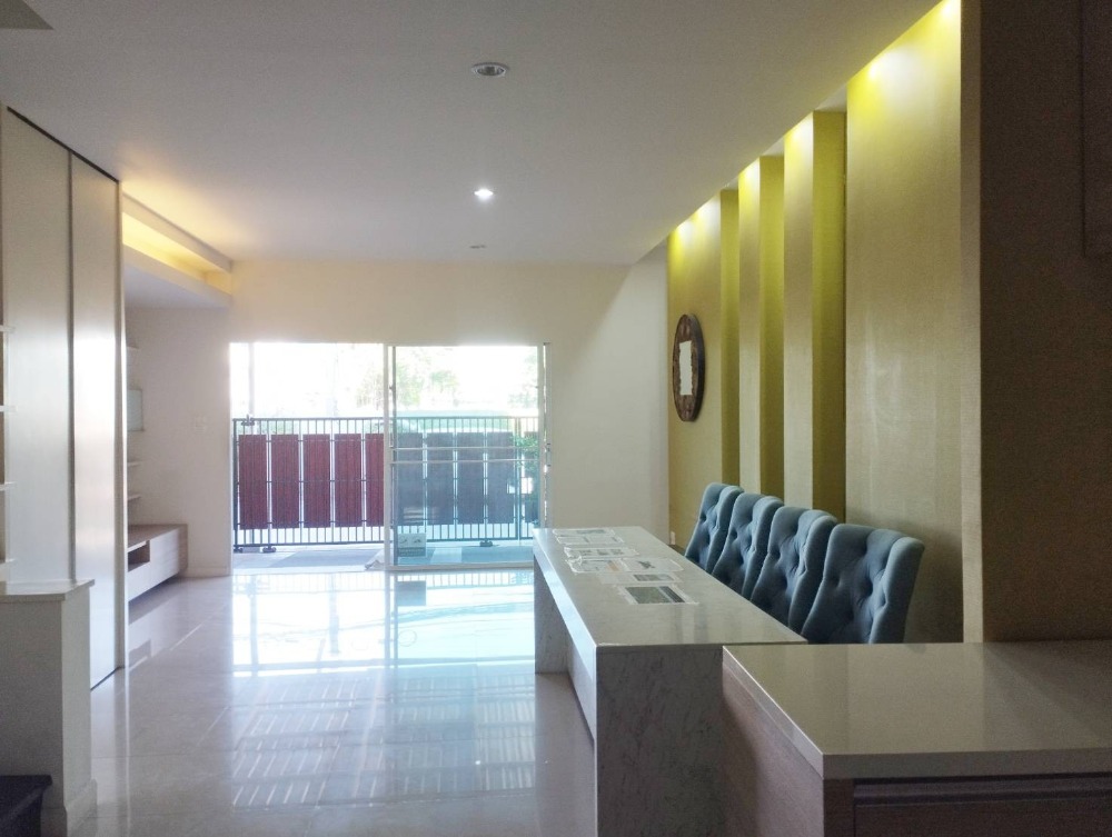 For RentHouseMin Buri, Romklao : Townhouse for rent, 3 stories at Nalin Avenue Ramkhamhaeng 138 project