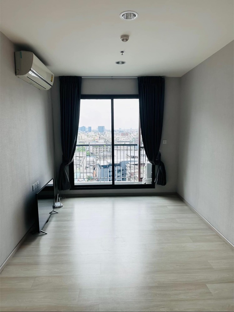 For SaleCondoPinklao, Charansanitwong : Condo for sale Life Pinklao Life Pinklao 2 Beds Condo for sale 2 bedrooms, corner room, 15th floor, near MRT Bang Yi Khan