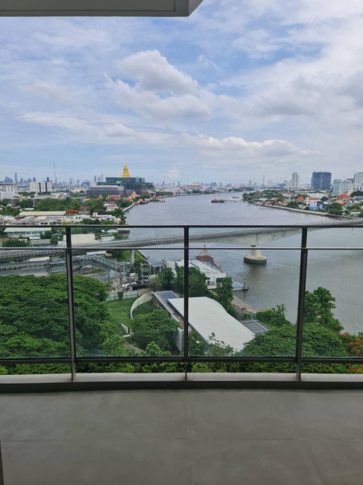 For SaleCondoBang Sue, Wong Sawang, Tao Pun : For sale: 2 bedrooms, south facing, full river view, new room, beautiful room, never lived in, 12th floor, Building B