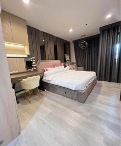 For RentCondoWitthayu, Chidlom, Langsuan, Ploenchit : Rent Life one Wirless 23,000, not a high floor, beautiful room, fully furnished