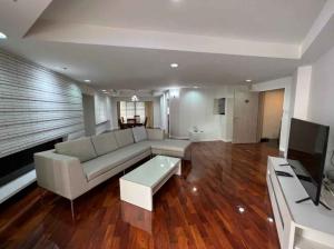 ให้เช่าคอนโดคลองเตย กล้วยน้ำไท : LTH10965–Cosmovilla FOR RENT 3 beds 3 baths size 250 Sq.m. Near BTS Asoke Station ONLY 65k/month