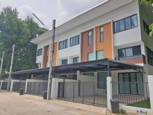 For RentTownhouseChiang Mai : Townhome for rent near Sarasas Witaed Lanna School, No.9H198