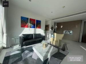 For RentCondoWitthayu, Chidlom, Langsuan, Ploenchit : 🌟 Luxurious Condo for Rent at 185 Rajdamri! 🌟