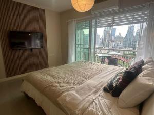 ให้เช่าคอนโดสุขุมวิท อโศก ทองหล่อ : (for rent) Grand Parkview Asoke ใกล้รถไฟฟ้า MRT เพชรบุรี, BTS อโศก