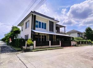 For SaleHousePathum Thani,Rangsit, Thammasat : For sale: 2-storey detached house, corner house, Suetrong Cozy Village, Rangsit, Khlong 6, Phase 1, good location, convenient transportation