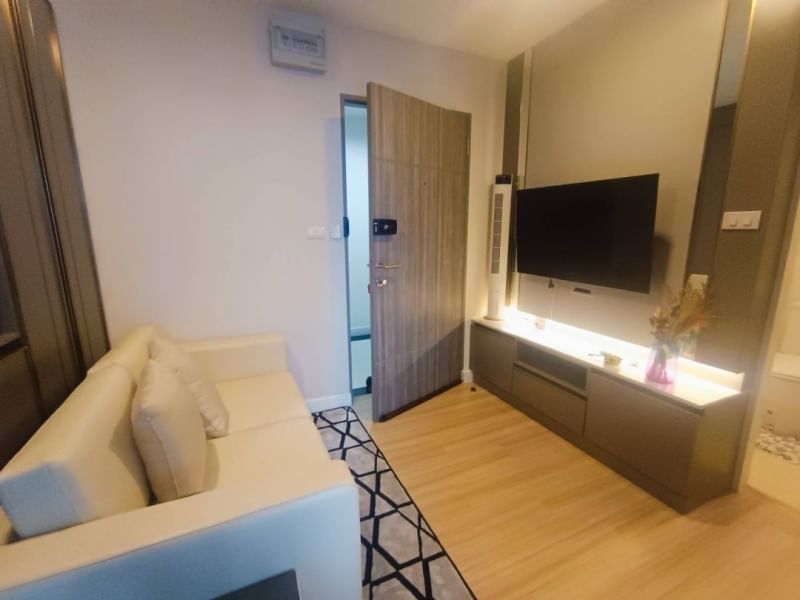 For RentCondoRatchadapisek, Huaikwang, Suttisan : FOR Rent Metro luxe ratchada 457/132