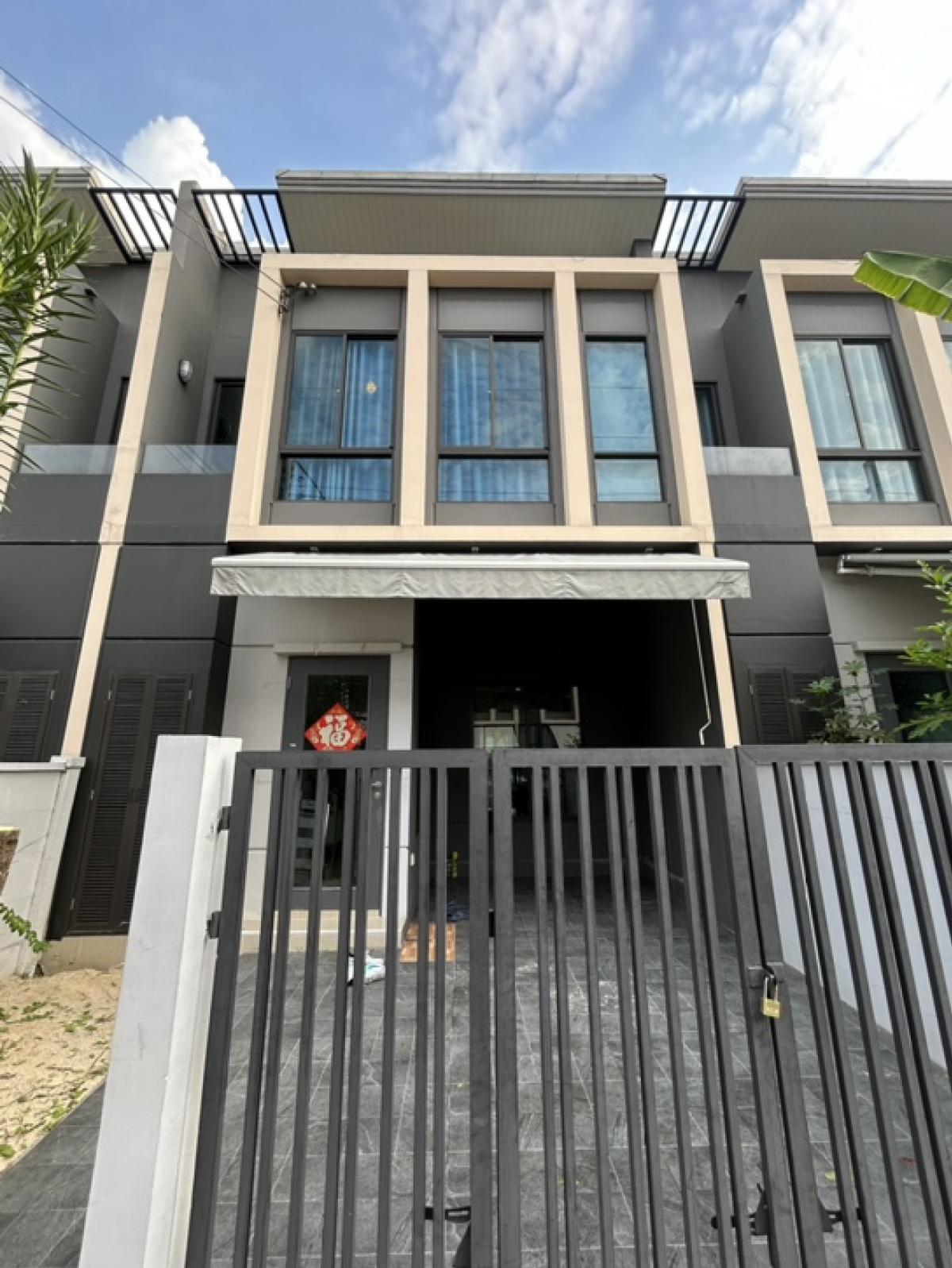 For RentTownhouseSamut Prakan,Samrong : For rent Pleno Sukhumvit-Bangna 3bedroom 2 bathroom