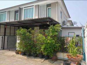 For SaleTownhouseSamut Prakan,Samrong : Corner house 28.5 sq m, 3 bedrooms, 2 bathrooms, 2-storey townhouse, Pruksa Ville 78 Srinakarin Theparak, Soi Thap Bunchai 28