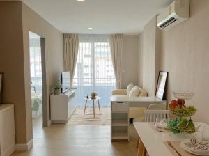 For RentCondoRatchadapisek, Huaikwang, Suttisan : Condo for rent: Metro Luxe Ratchada (Metro Luxe Ratchada), MRT Huai Khwang, MRT Sutthisan, rental price 18,000.00 baht/month, 1 bedroom, 1 bathroom, 36 sq m., 7th floor