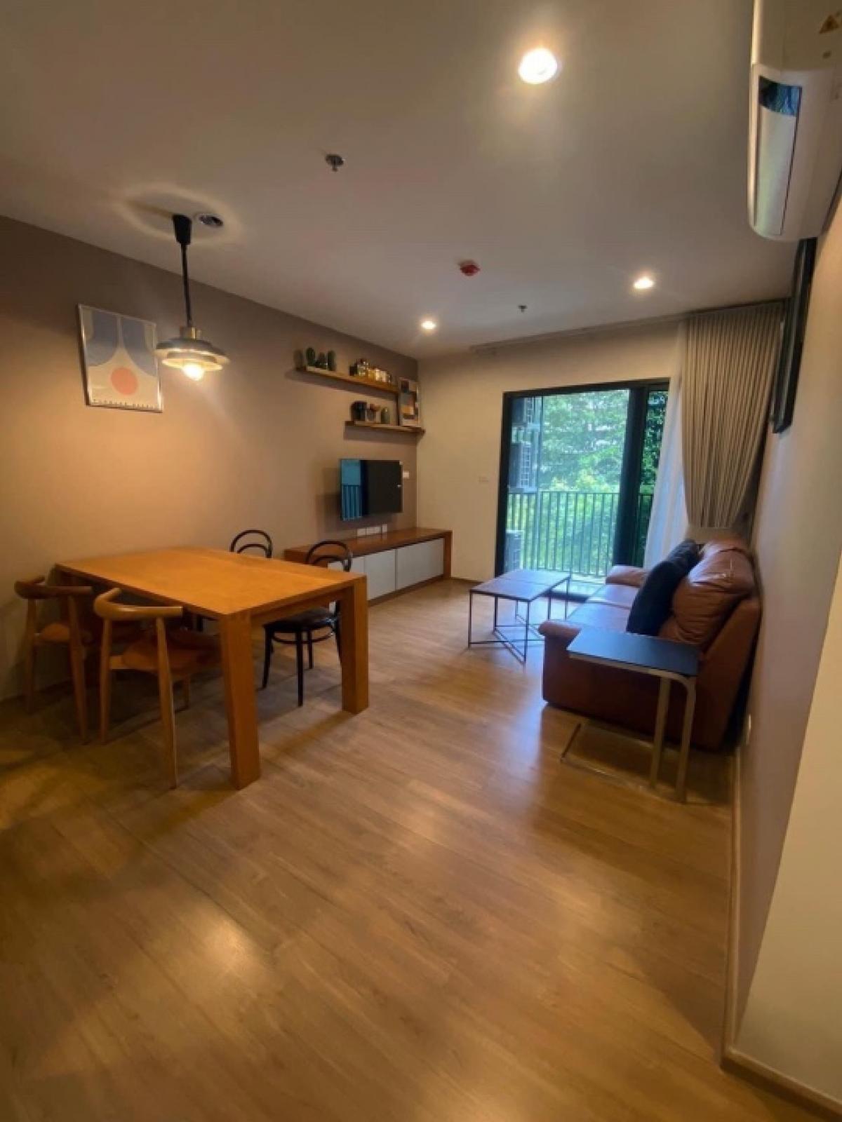 For RentCondoLadprao, Central Ladprao : The Line Vibe (By Sansiri) size 59 sq.m / North direction, garden view Rental: 35,000฿ 2 bedrooms, 2 bathrooms, near BTS Ha Yaek Lat Phrao 250 m. Make an appointment to view the room 064-6696546 (this number is also available on Line)