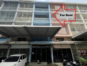 For RentShophouseOnnut, Udomsuk : For Rent Commercial building for rent, 4.5 floors, Soi Sukhumvit 48, Soi Phumichit, near BTS Phra Khanong, beautifully decorated building, 4 air conditioners, no furniture, parking in front of the building for 1 car / suitable as an office, can register a