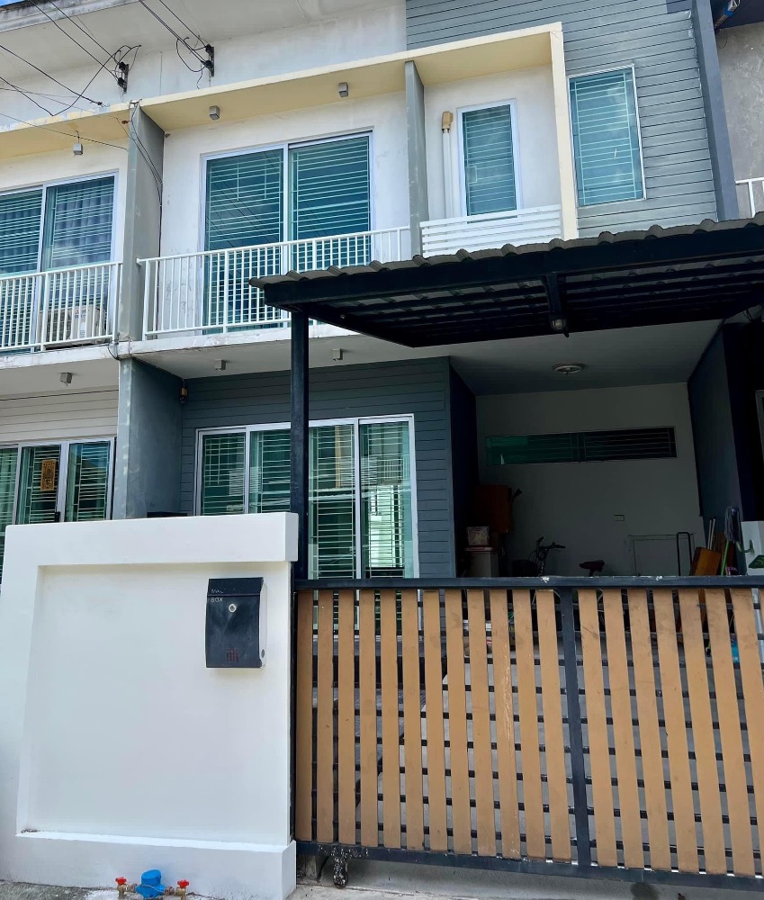 For RentTownhouseKaset Nawamin,Ladplakao : Townhome for rent The Connect 9 Kaset-Nawamin, cool and comfortable house, near Chocolate Ville, Patthawikorn Market