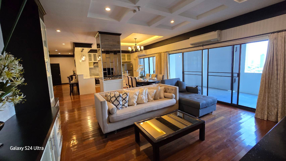 For RentCondoSukhumvit, Asoke, Thonglor : Condo for rent Fifty Fifth Tower Thonglor , Duplex 275 Sq.M.