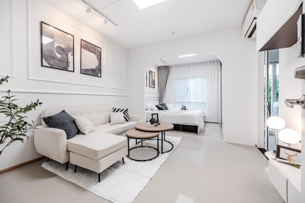 For SaleCondoPinklao, Charansanitwong : Selling Union, this room is guaranteed to be the best value, tiled floor, new furniture throughout the room, ready to move in, complete with electrical appliances. Book this October and receive many free gifts.