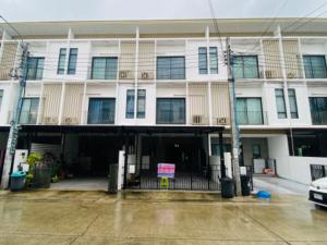 For SaleTownhousePattanakan, Srinakarin : Urgent sale, fully furnished