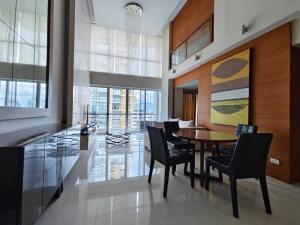 For RentCondoWitthayu, Chidlom, Langsuan, Ploenchit : The Rajdamri For Rent