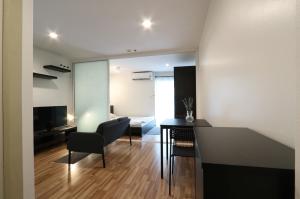 For RentCondoChokchai 4, Ladprao 71, Ladprao 48, : Regent Home 12, 1 Bed 1 Bath, Rental 9,000 Baht