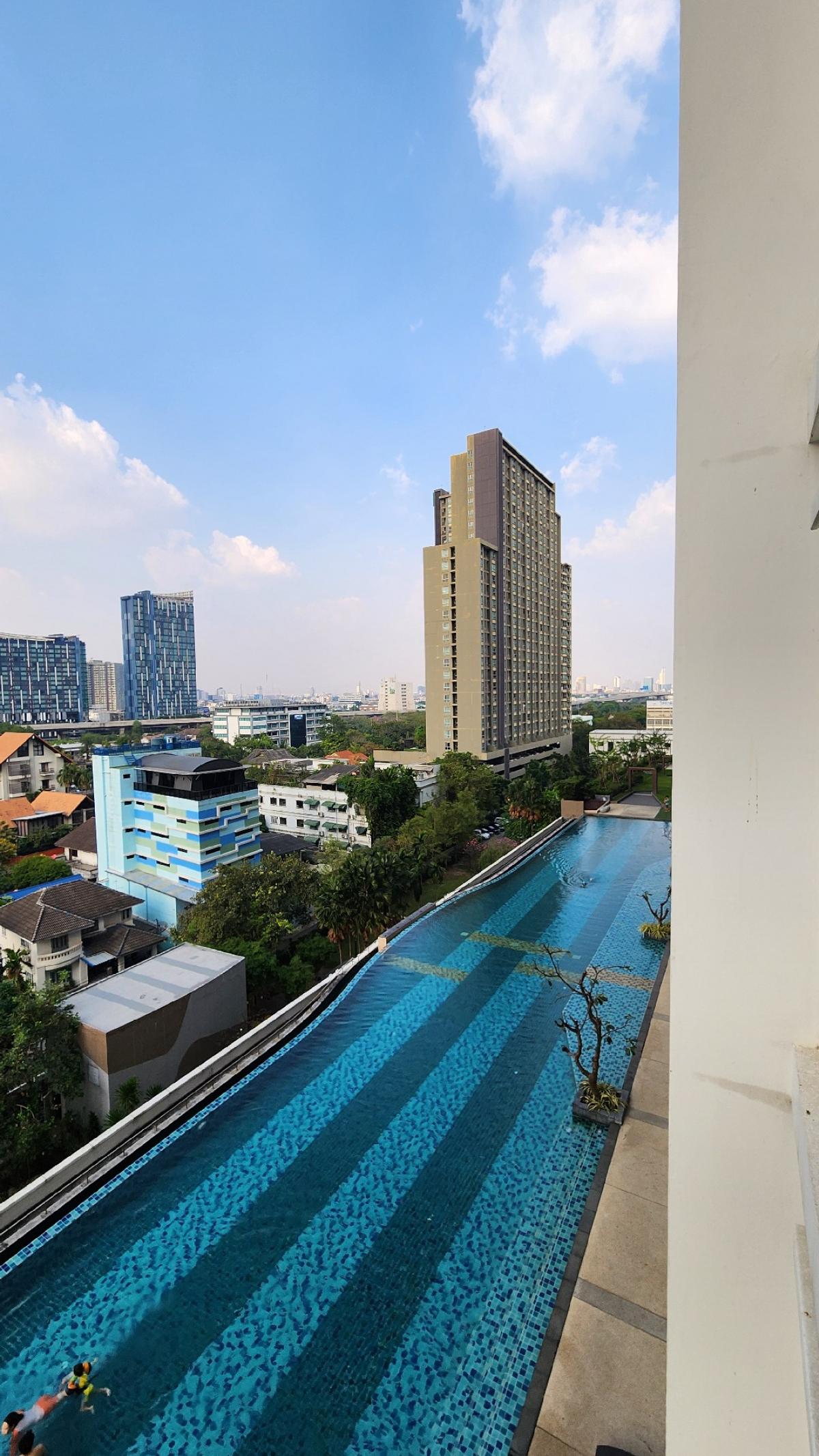 For SaleCondoBang Sue, Wong Sawang, Tao Pun : 2 bedroom, 2 bathroom condo, Supalai Veranda Ratchada-Prachachuen, swimming pool view, furnished, Minimal decoration