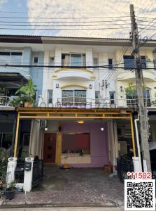 For RentTownhouseRatchadapisek, Huaikwang, Suttisan : Townhouse for rent, 3 floors, Supalai Ville Ratchada 32, in the heart of the city, near MRT Lat Phrao Intersection