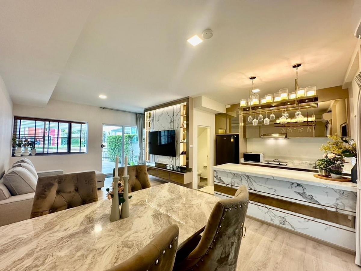 For RentTownhouseBangna, Bearing, Lasalle : Indy2 Village Bangna-Ramkhamhaeng 2 🏡 3Bed/3Bath, beautifully decorated ✨ Near Mega Bangna, only 10 minutes!!